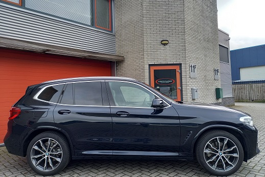 Rijervaring Chiptuning BMW X3 2.0i B48 184 PK Zijkant