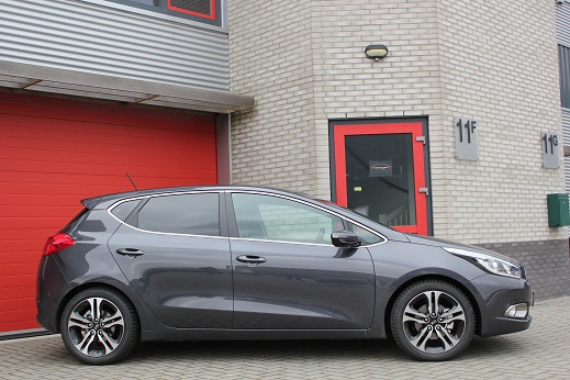 Rijervaring Chiptuning Kia Pro Ceed 1.6 CRDI Zijkant