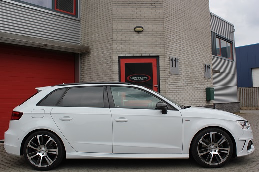Rijervaring Chiptuning Audi A3 1.8 TFSi 180 PK  Zijkant