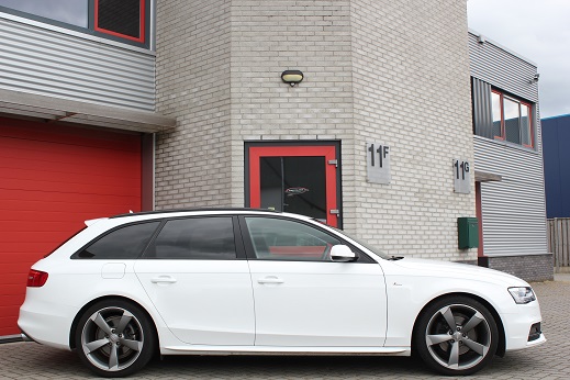 Rijervaring Chiptuning Audi A4 1.8 TFSi 170 PK Zijkant