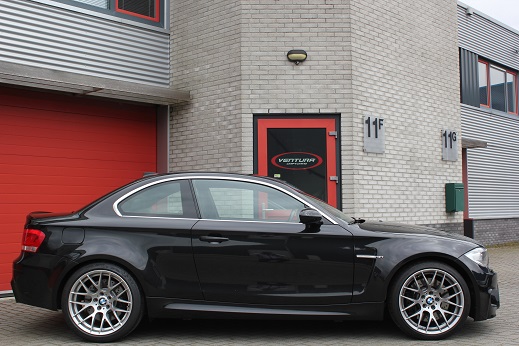 Rijervaring Chiptuning BMW 1M 340 PK Zijkant