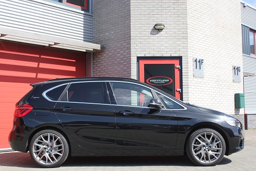 Rijervaring Chiptuning BMW 225xe Active Tourer 224 pk Zijkant