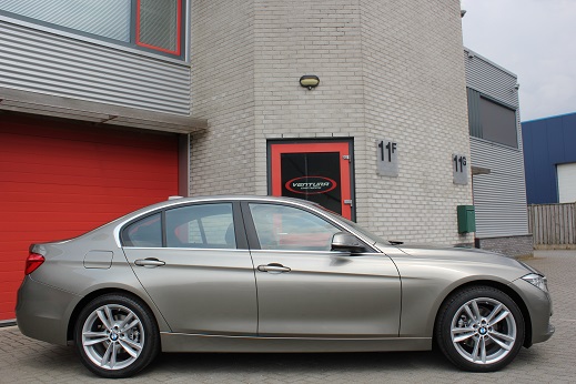 Rijervaring Chiptuning BMW 318i 136 PK Zijkant