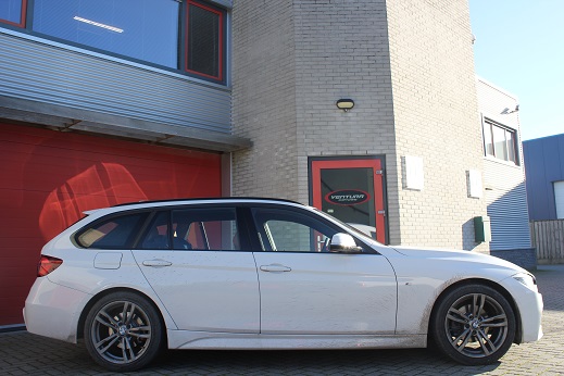 Rijervaring Chiptuning BMW 318i 136 PK Zijkant