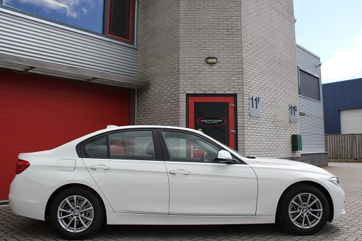 Rijervaring Chiptuning BMW 320i 184 PK B48 motor Zijkant