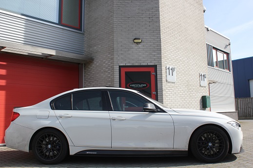 Rijervaring Chiptuning BMW 328i 245 PK Zijkant