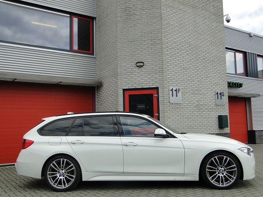 Rijervaring Chiptuning BMW 328i 245 PK Zijkant