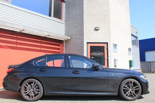 Rijervaring Chiptuning BMW 330i G20 258 PK 400 NM Zijkant