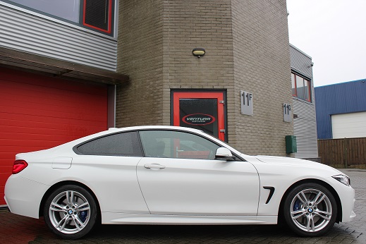 Rijervaring Chiptuning BMW 440i B58 326 PK Zijkant