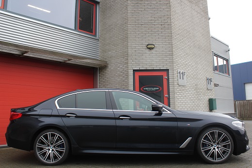 Rijervaring Chiptuning BMW 530d G30-G31 265 PK Zijkant