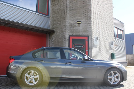 Rijervaring Chiptuning BMW 320d 184 PK Zijkant