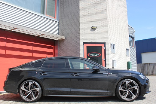 Rijervaring Chiptuning Audi A5 40 TFSi 190 PK Zijkant