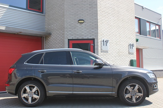 Rijervaring Chiptuning Audi Q5 2.0 TFSI 225 PK Zijkant