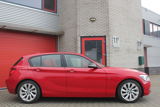 Rijervaring Chiptuning BMW 118i 170 PK Zijkant