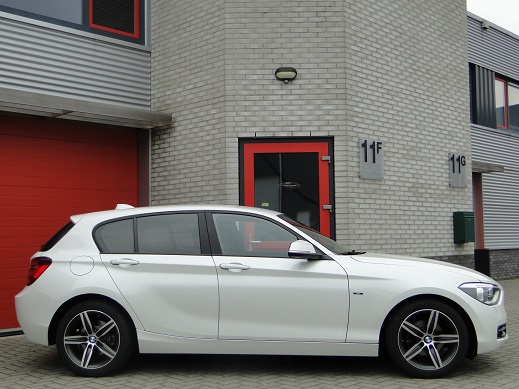 Rijervaring Chiptuning BMW 116i 136 PK  4 cilinder Zijkant