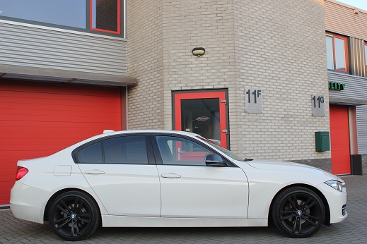 Rijervaring Chiptuning BMW 320i 184 PK Zijkant