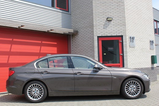 Rijervaring Chiptuning BMW 320i 184 PK Zijkant