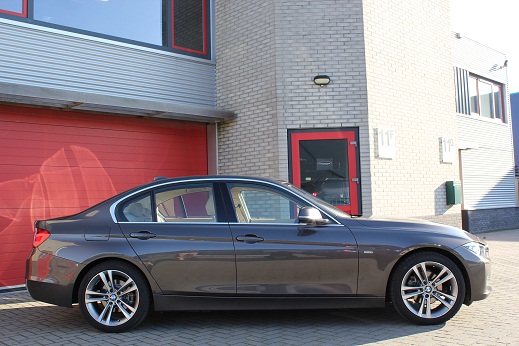 Rijervaring Chiptuning BMW 320i ede 170 PK Zijkant