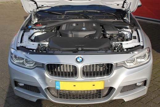 Rijervaring Chiptuning BMW 330i 252 PK B48 motor Voorkant