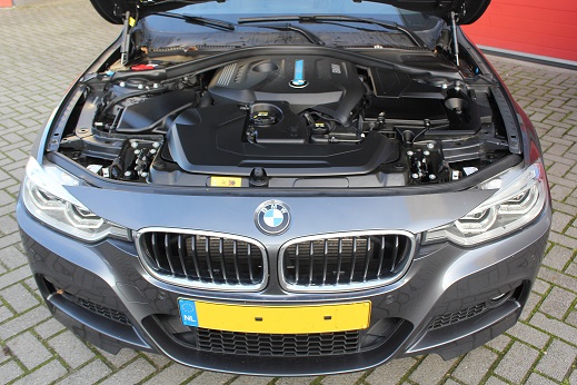 Rijervaring Chiptuning BMW 330e 252 PK Voorkant
