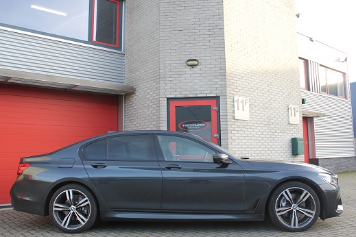 Rijervaring Chiptuning BMW 730d 265 PK G11 xDrive Bjr 2016 Zijkant