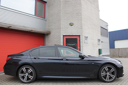 Rijervaring Chiptuning BMW 730d 265 PK G11 xDrive Zijkant