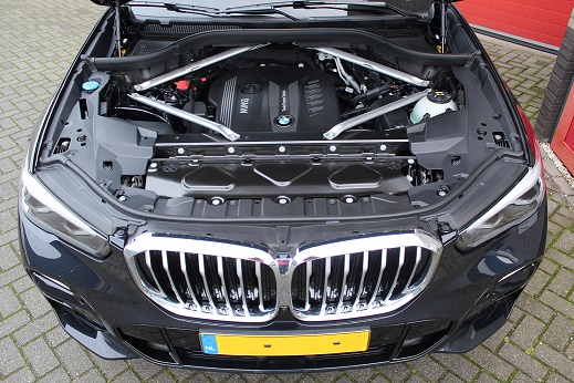 Rijervaring Chiptuning BMW X5 3.0d G05 265 PK 620 NM Voorkant