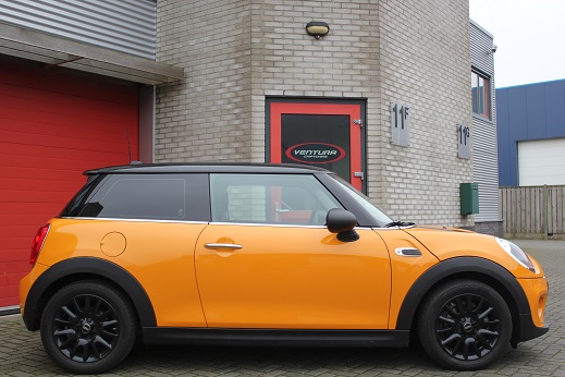 Rijervaring Chiptuning Mini One 1.2 Turbo 102 PK Zijkant