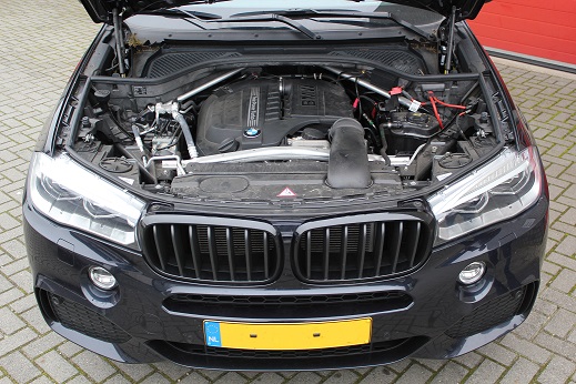 Rijervaring Chiptuning BMW X5 3.5i Voorkant