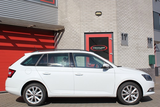 Rijervaring Chiptuning Skoda Fabia 1.2 TSI 90 PK Zijkant