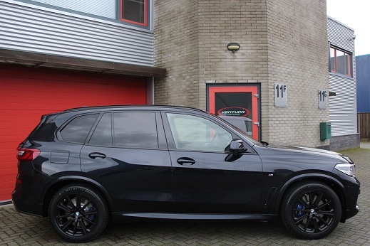 Rijervaring Chiptuning BMW X5 3.0d G05 265 PK 620 NM Zijkant
