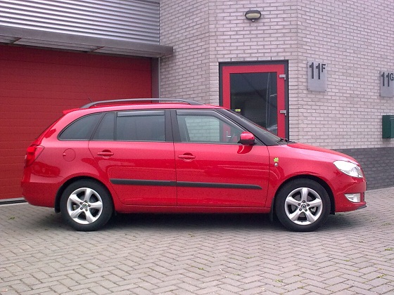 Rijervaring Chiptuning Skoda Fabia 1.2 TDI 75 PK Zijkant