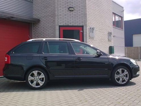 Rijervaring Chiptuning Skoda Octavia 1.2 TSI 105 PK Zijkant