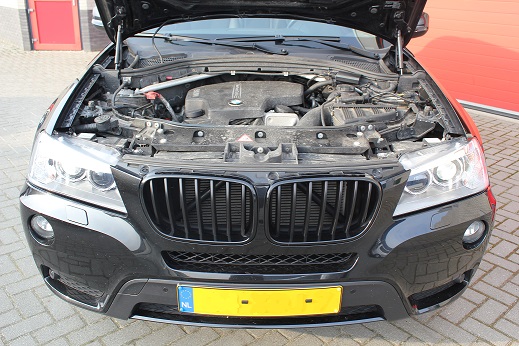 Rijervaring Chiptuning BMW X3 2.0i 184 PK Voorkant