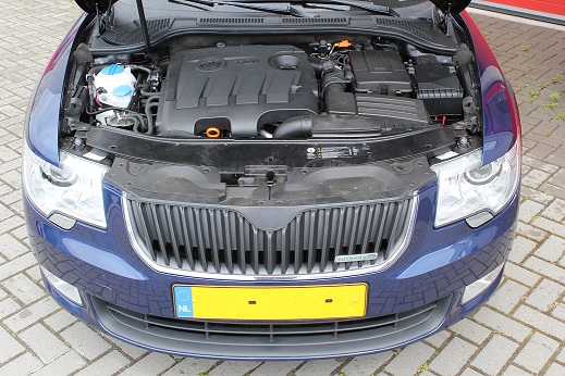 Rijervaring Chiptuning Skoda Superb 1.6 TDI 105 PK Voorkant