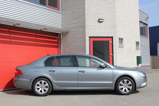 Rijervaring Chiptuning Skoda Superb 1.6 TDI 105 PK Zijkant