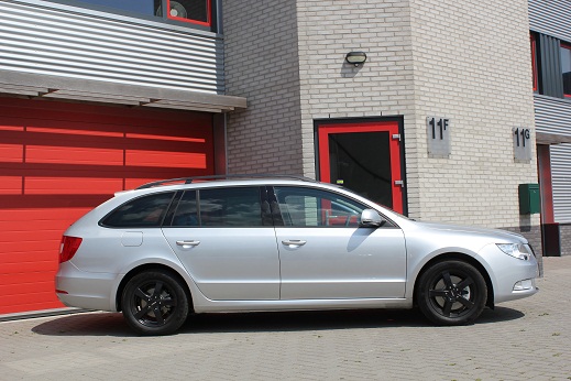 Rijervaring Chiptuning Skoda Octavia 2.0 TDI 150 PK Zijkant