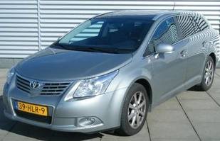 Rijervaring Chiptuning Toyota Avensis 2.0 D4D 126 PK Zijkant