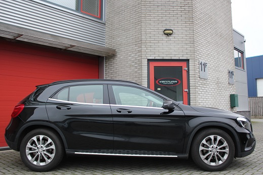 Rijervaring Chiptuning Mercedes GLA 200 CGi 156 PK Zijkant