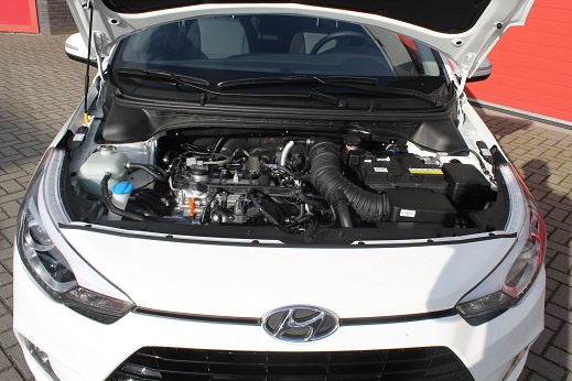 Rijervaring Chiptuning Hyundai i20 1.0 TGDi 100 PK. Voorkant