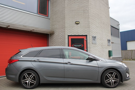 Rijervaring Chiptuning Hyundai i40 GDI 177 PK Zijkant