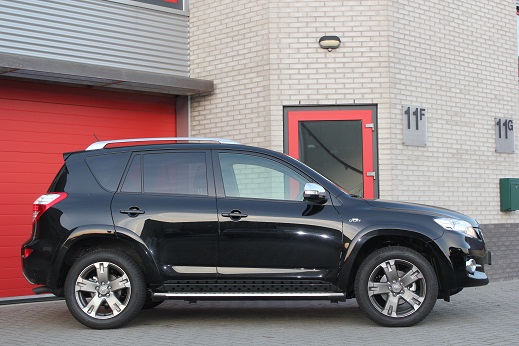 Rijervaring Chiptuning Toyota Rav 4 2.2 177 PK Zijkant