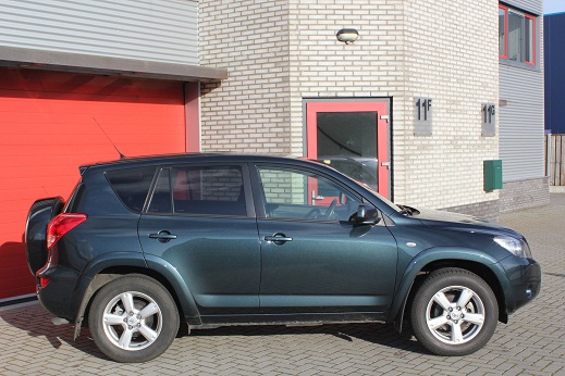 Rijervaring Chiptuning Toyota Rav 4 2.2 177 PK Zijkant