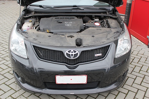 Rijervaring Chiptuning Toyota Avensis 2.0 D4D 126 PK Voorkant