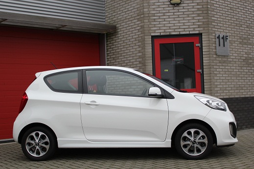 Rijervaring Chiptuning Kia Picanto 1.2 CVVT Zijkant