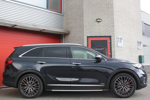 Rijervaring Chiptuning Kia Sorento 2.2 CRDi 200 PK 441 NM Zijkant