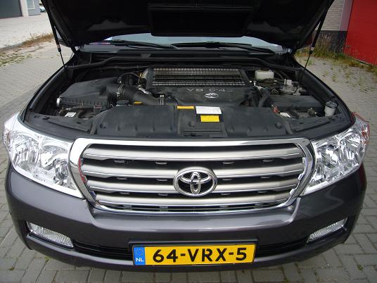 Rijervaring Chiptuning Toyota Landcruiser 200 4.5 Voorkant