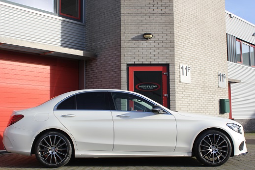 Rijervaring Chiptuning Mercedes C350 e Zijkant