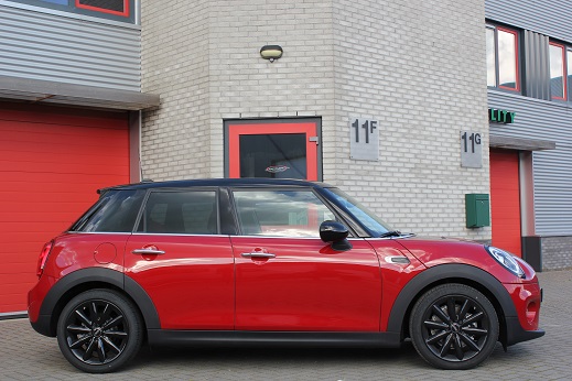 Rijervaring Chiptuning Mini Cooper 1.5 Turbo 3 cil 136 PK Zijkant