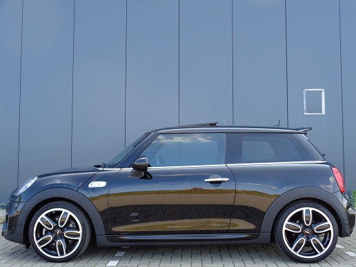 Rijervaring Chiptuning Mini Cooper-S 192 PK Zijkant